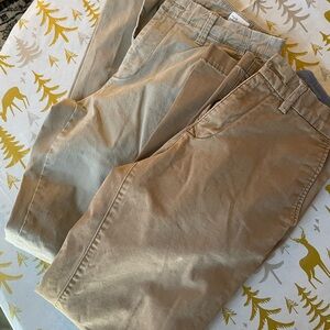Men’s 2 Pairs of Gap Chinos Size 30/32